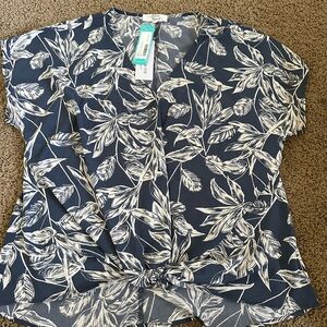 Floral Navy Top